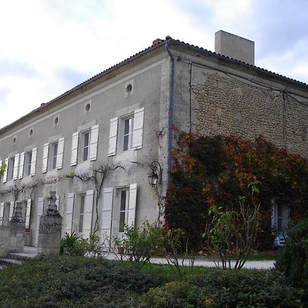 Bed and Breakfast Domaine de Puyrousse à Ribérac Extérieur photo